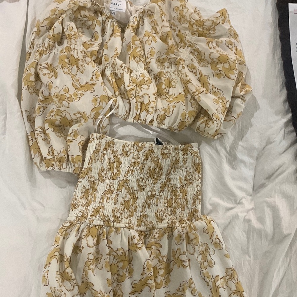 Sabo Skirt set